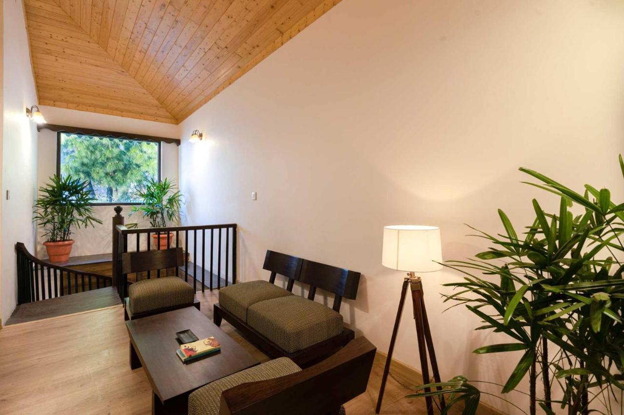 Stayvista At The Winter Line With Complimentary Breakfast Kasauli Ngoại thất bức ảnh