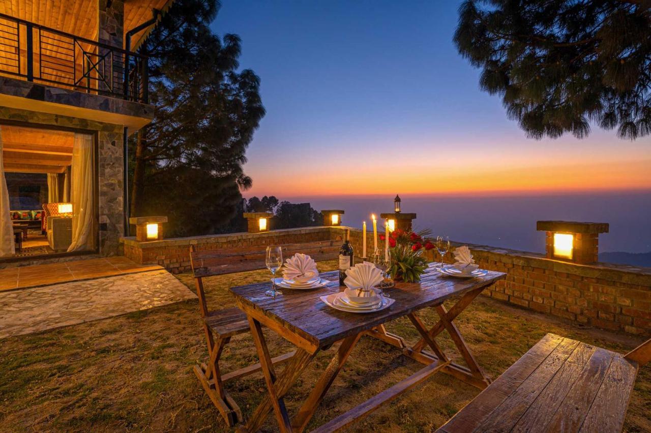 Stayvista At The Winter Line With Complimentary Breakfast Kasauli Ngoại thất bức ảnh