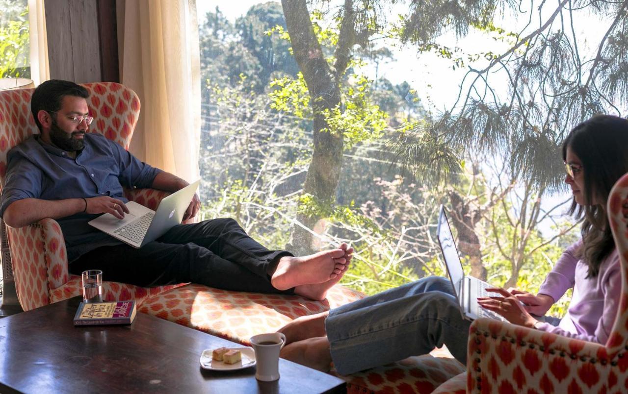 Stayvista At The Winter Line With Complimentary Breakfast Kasauli Ngoại thất bức ảnh